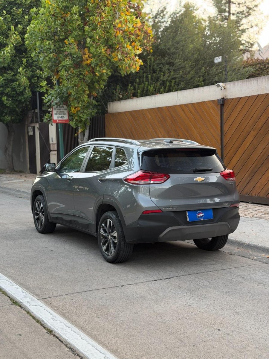 CHEVROLET TRACKER PREMIER AT 2022 - Imagen 7 de 9