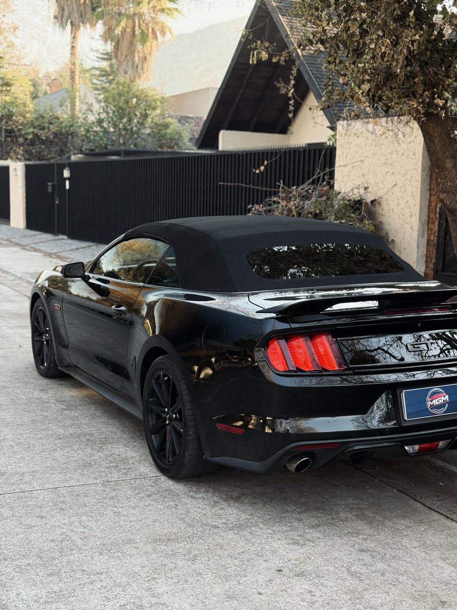 FORD MUSTANG CONVERTIBLE 5.0L AT 2017 - Imagen 6 de 9