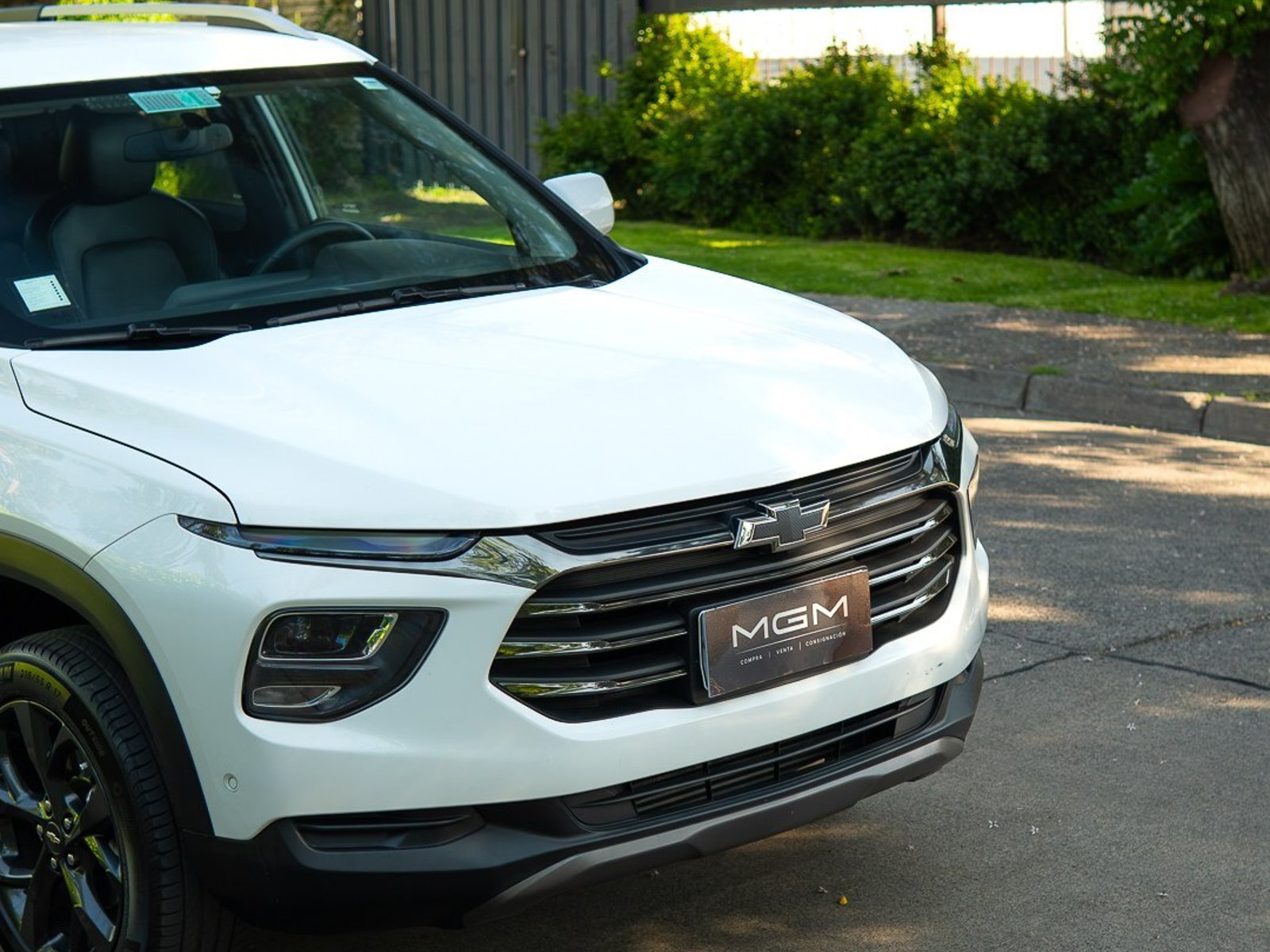 Chevrolet MONTANA 1.2T PREMIER 4X2 MT ¡Recién Llegado! ; ;• ; ;Patente 3 ; ;• ; ;BLANCO 2024 - Foto 4 de 10