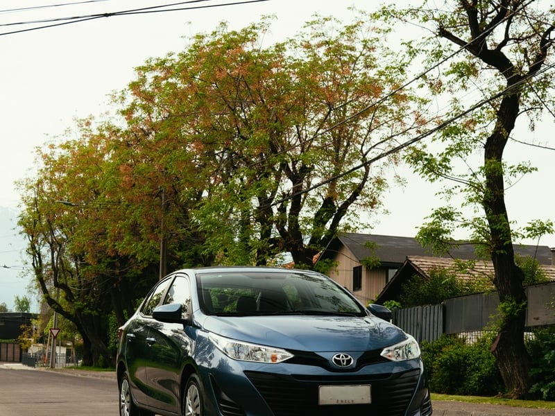 Toyota YARIS E 1.5 ¡Recién Llegado! ; ;• ; ;Patente 7 ; ;• ; ;AZUL 2018 - Imagen 3 de 10