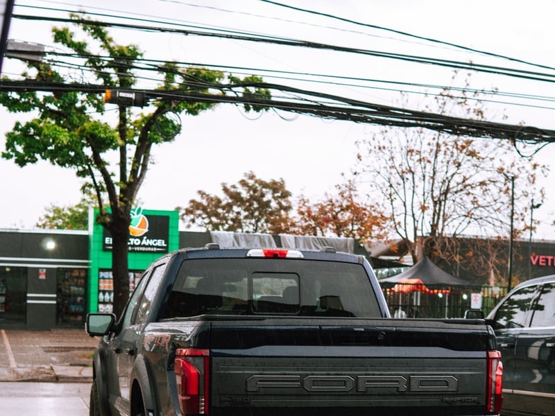 Ford F-150 RAPTOR ¡Recién Llegado! ; ;• ; ; ; ;• ; ;Patente 2 ; ;• ; ;AZUL JEANS 2025 - Imagen 4 de 10