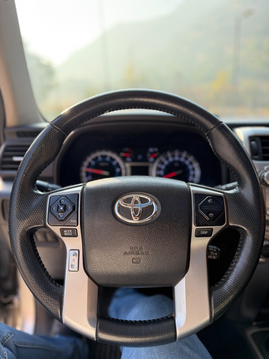 TOYOTA 4 RUNNER Limited 4.0 4WD 2017 - Imagen 10 de 10
