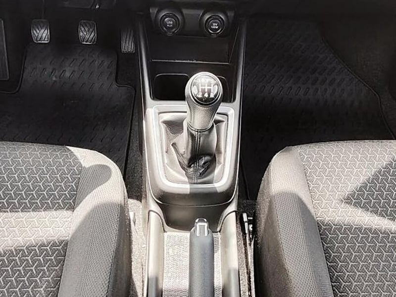 Suzuki SWIFT 2024 - Imagen 9 de 12