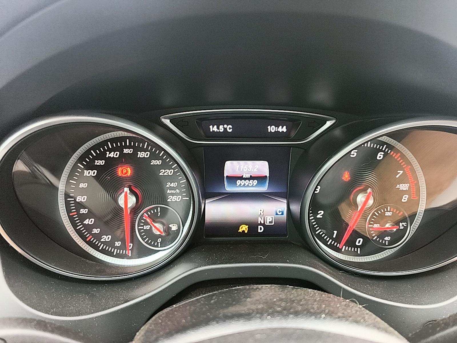 Mercedes-Benz GLA 2021 - Imagen 10 de 12