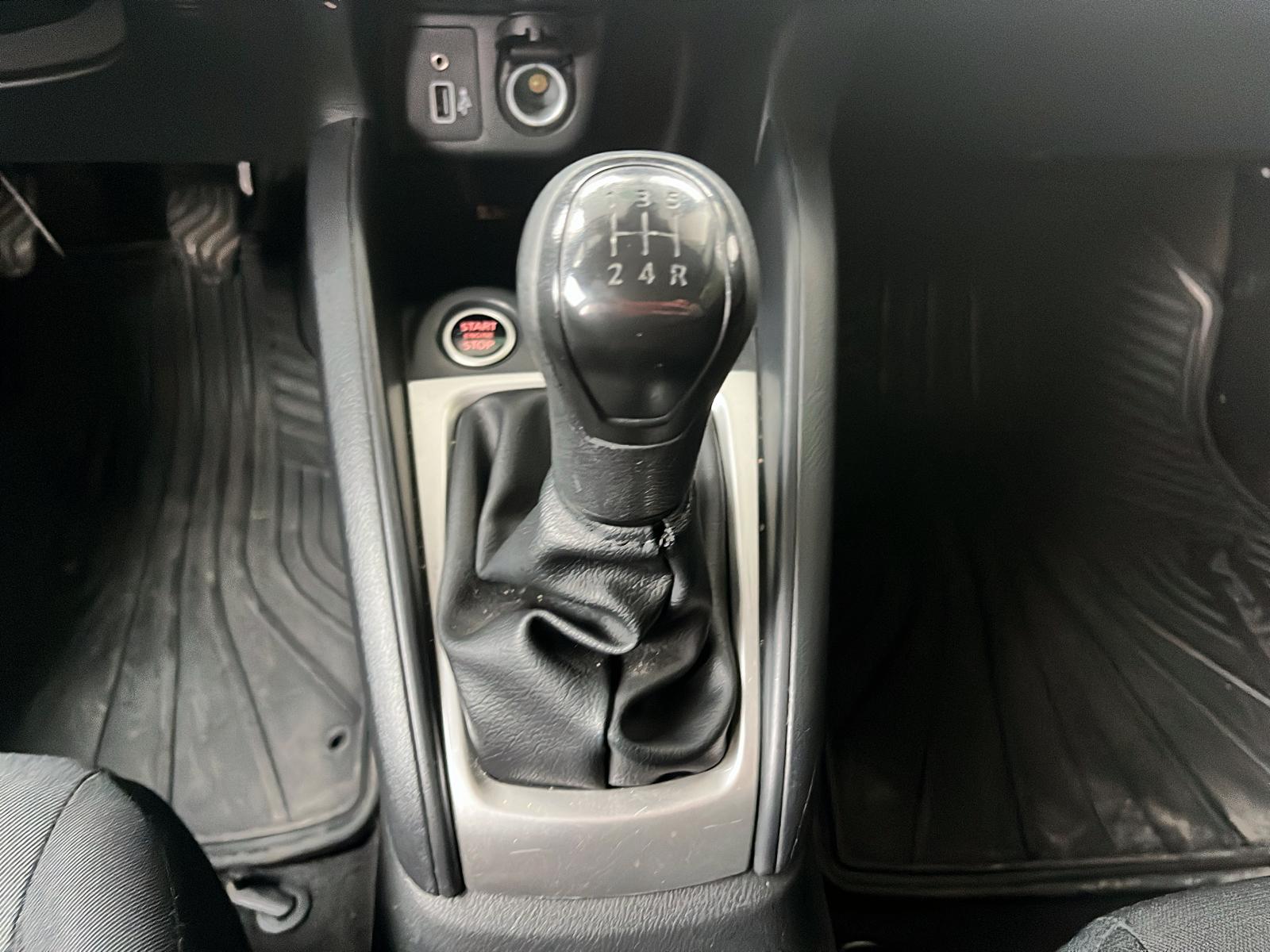 Nissan VERSA 2024 - Imagen 11 de 12