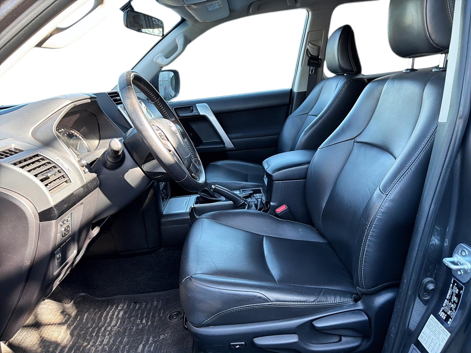 Toyota LAND CRUISER 2021 - Foto 5 de 10
