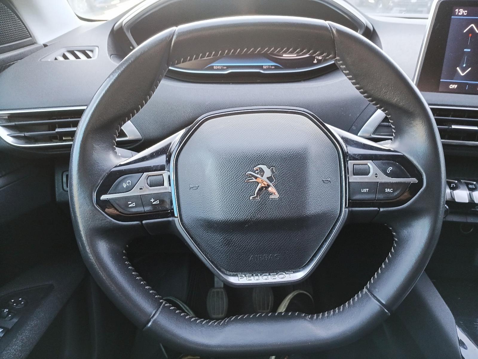 Peugeot 3008 2022 - Imagen 11 de 12