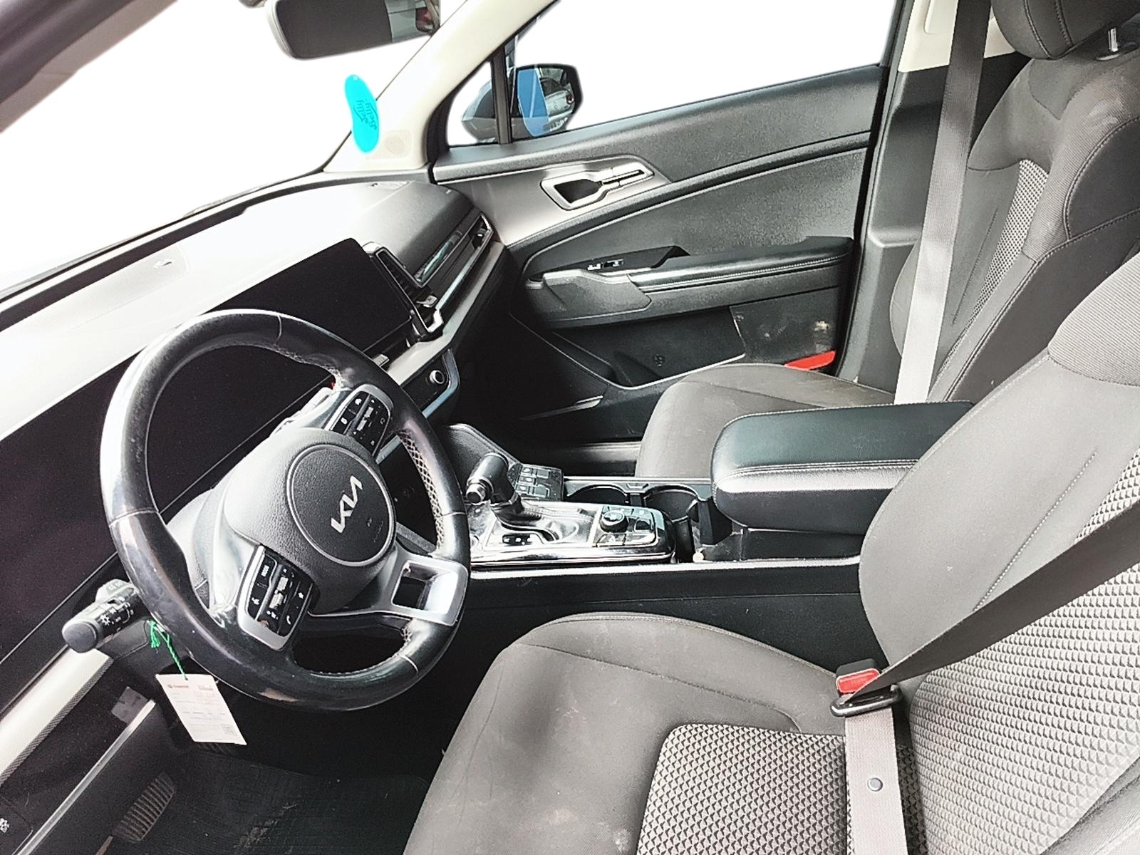 Kia SPORTAGE 2022 - Imagen 6 de 10
