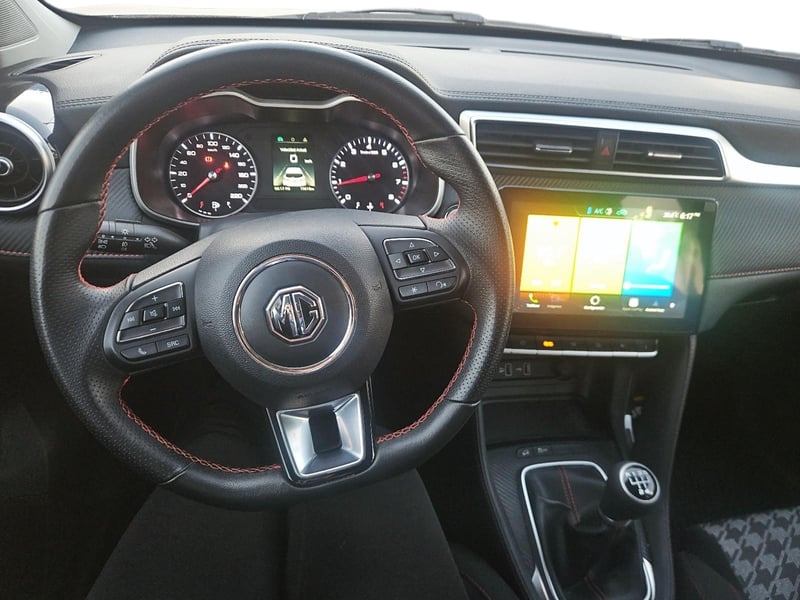 MG ZX 2024 - Imagen 7 de 11