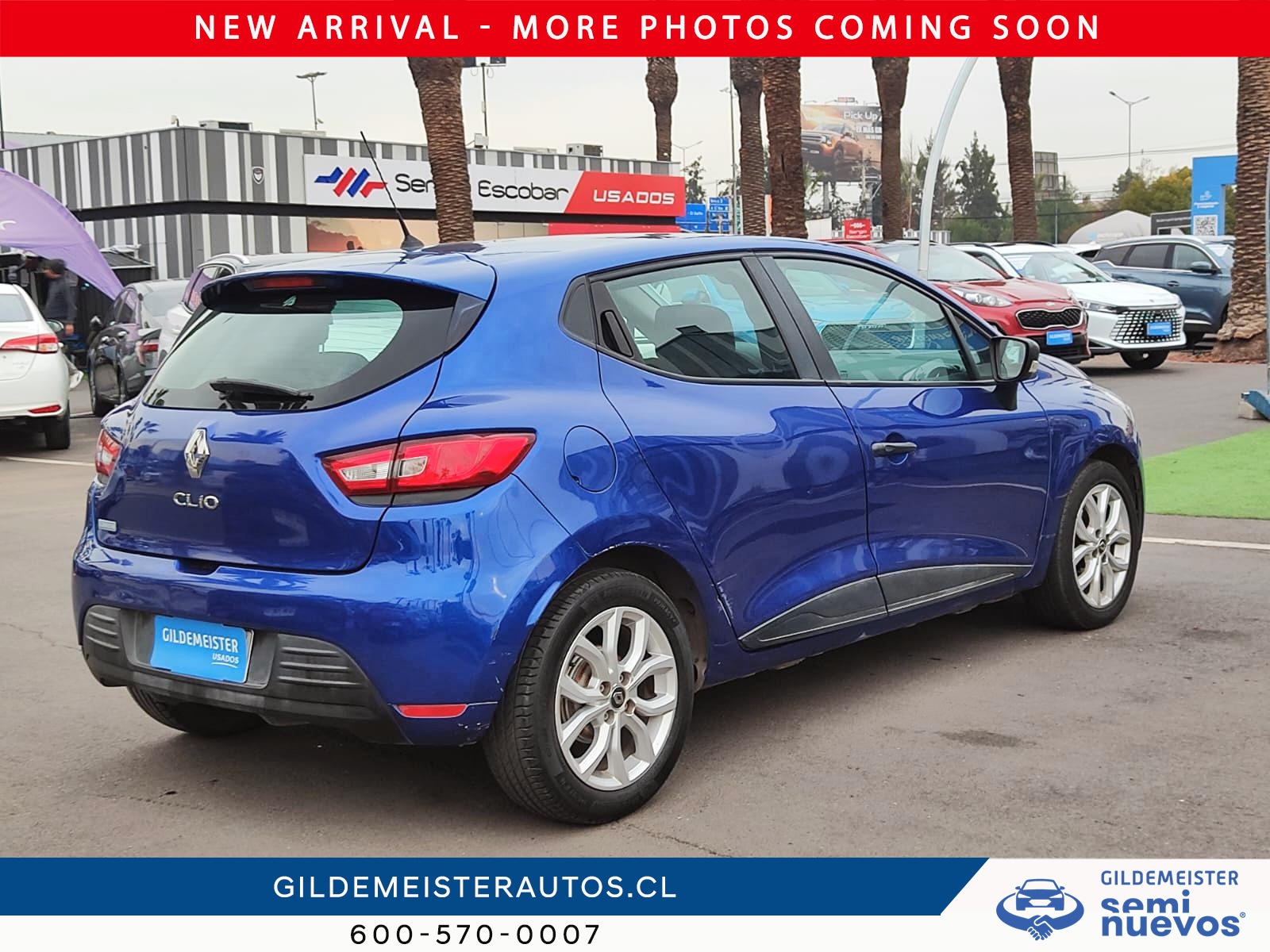 Renault CLIO 2021 - Foto 4 de 12