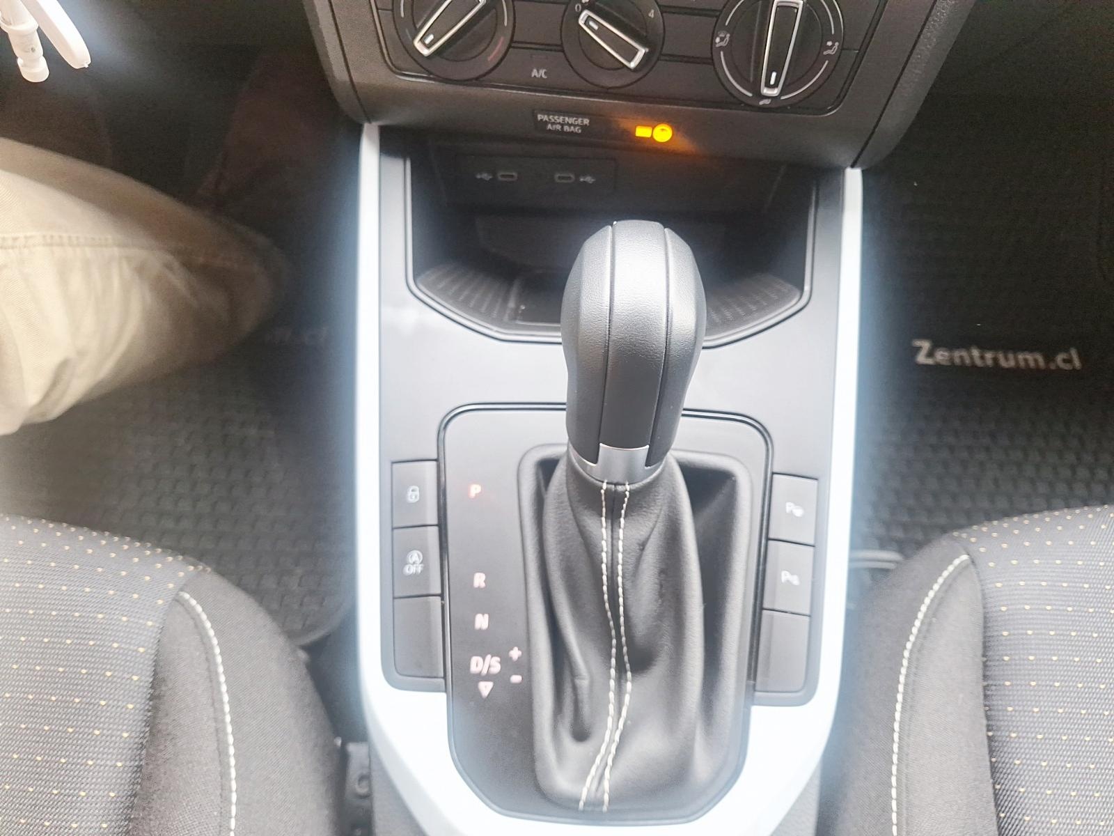 SEAT ARONA 2025 - Imagen 12 de 12