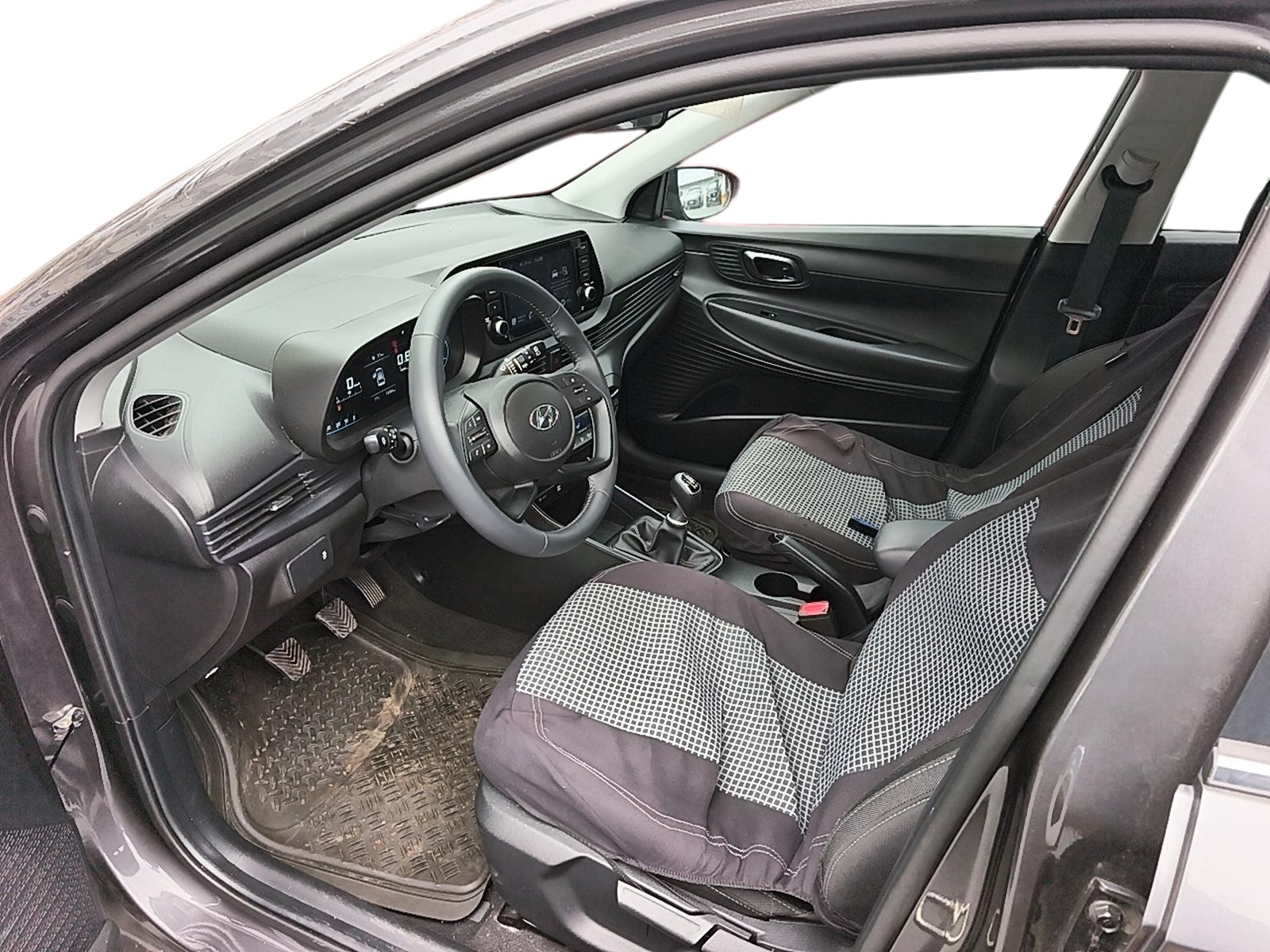 Hyundai I-20 2023 - Imagen 9 de 12