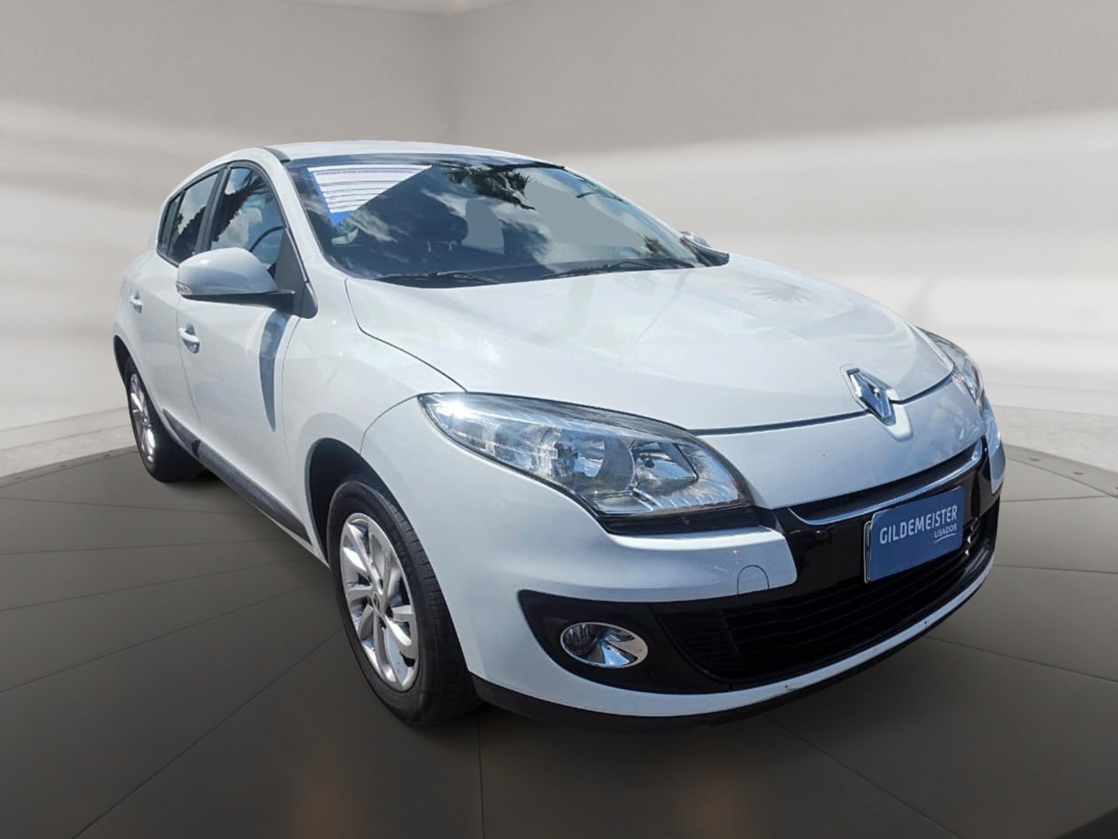 Renault MEGANE3 2014 - Foto 5 de 12