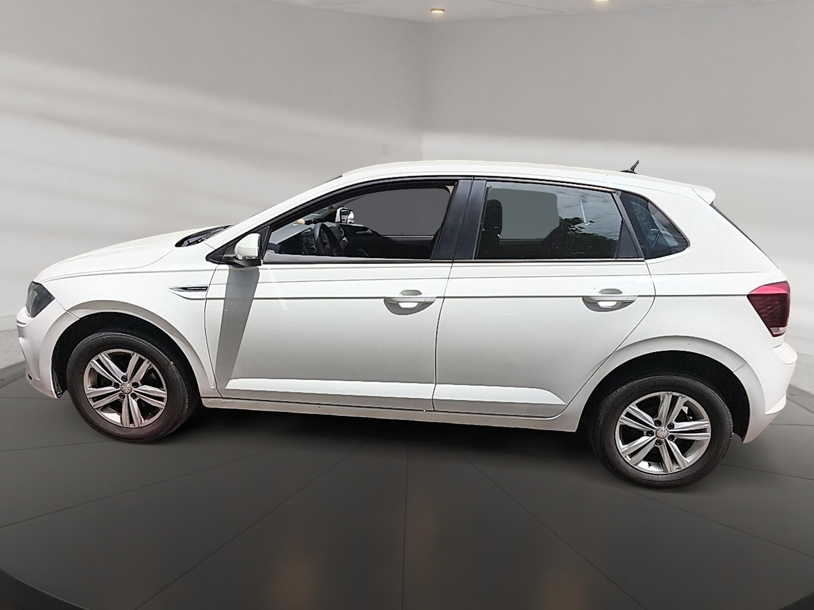 Volkswagen POLO 2019 - Foto 4 de 12