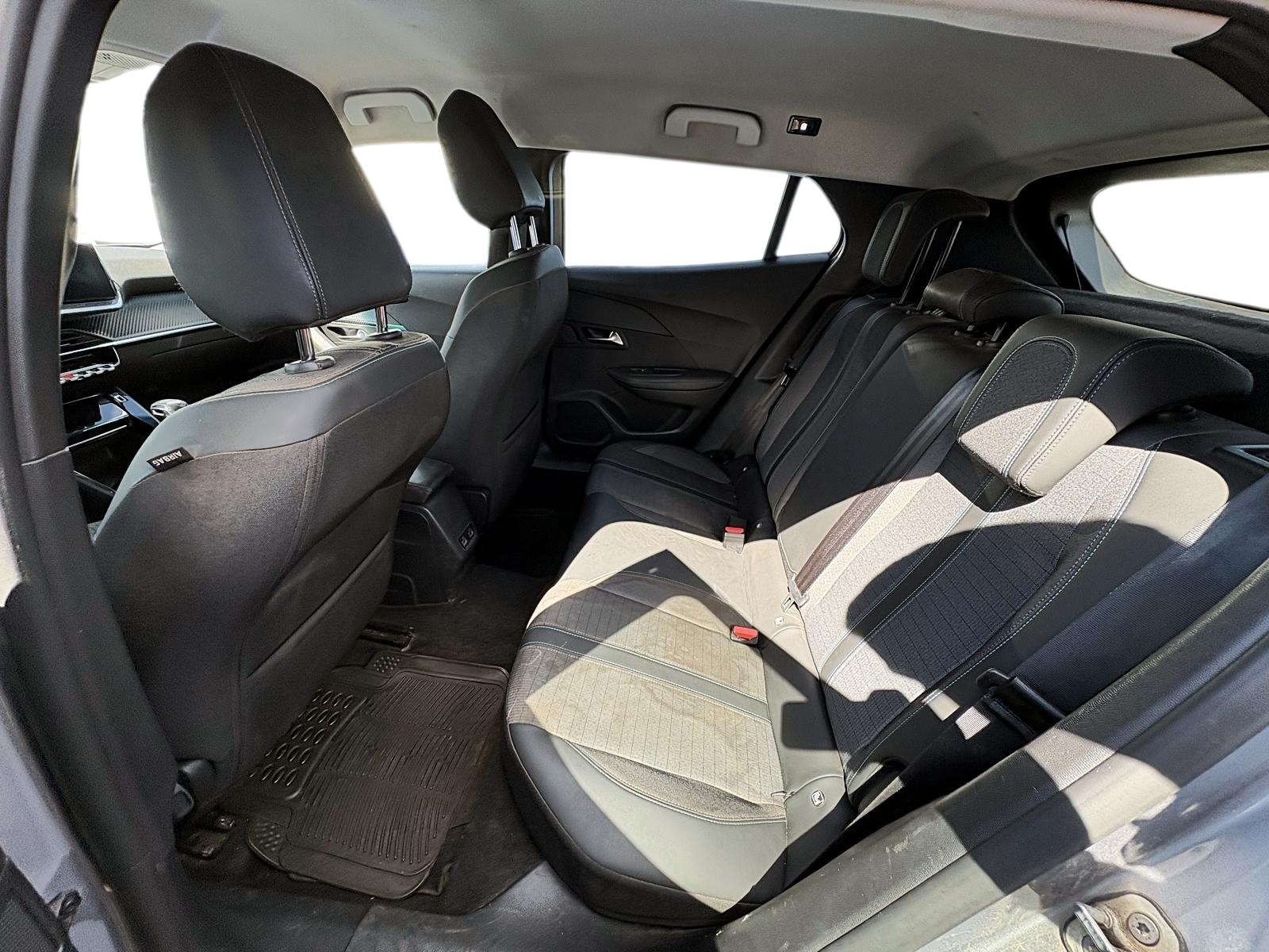 Peugeot 2008 2022 - Imagen 8 de 8