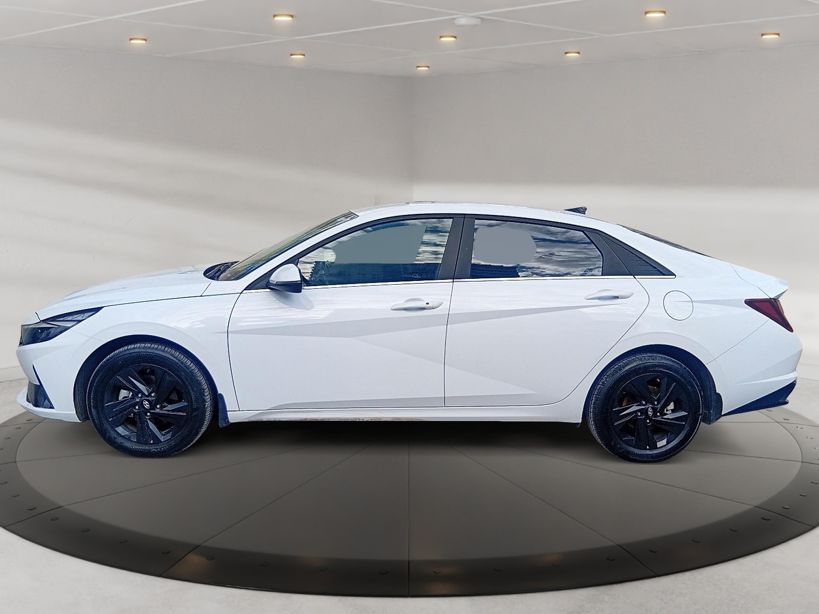 Hyundai ELANTRA 2023 - Foto 5 de 12