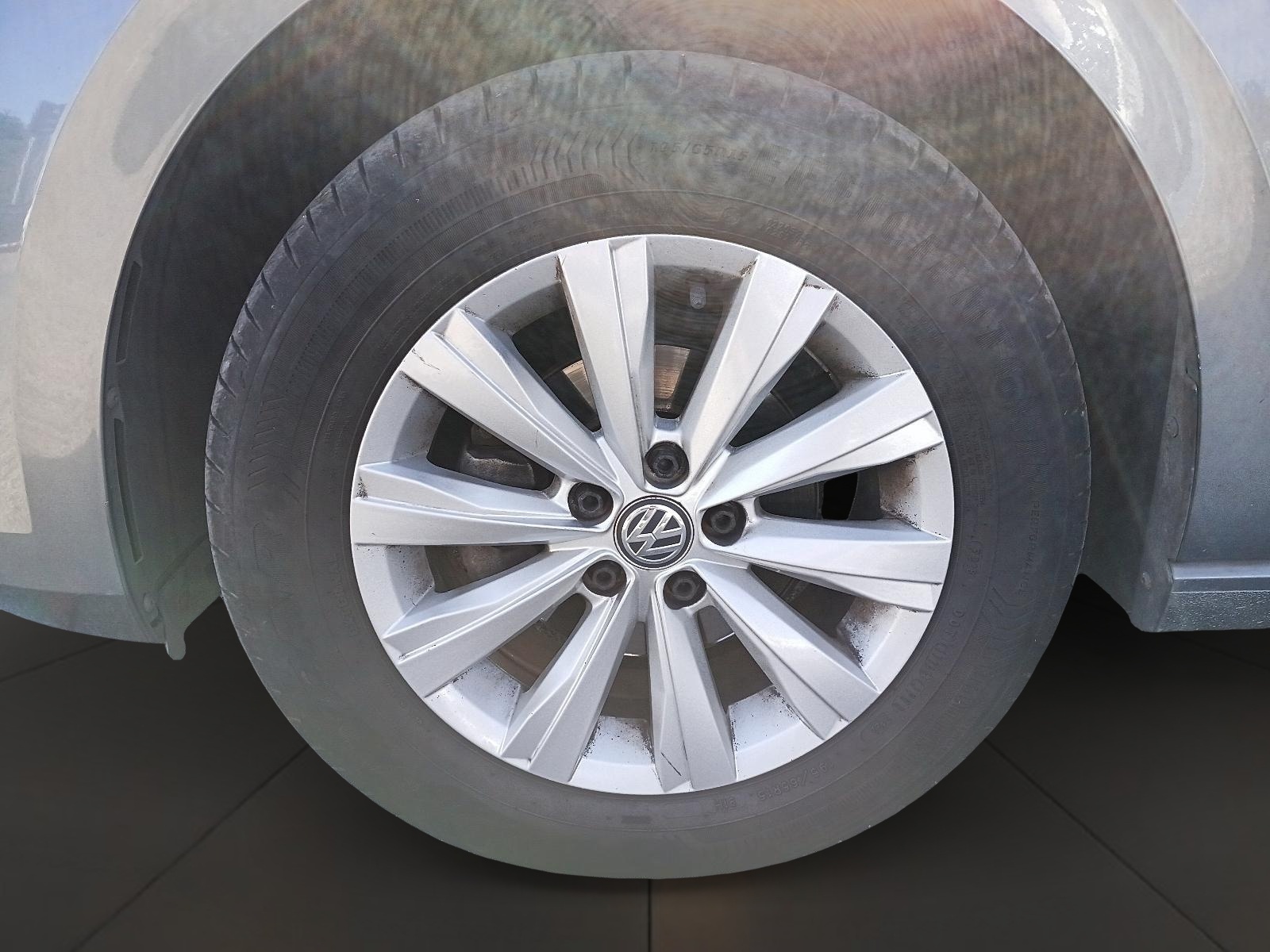 VOLKSWAGEN VIRTUS 2023 - Imagen 6 de 12