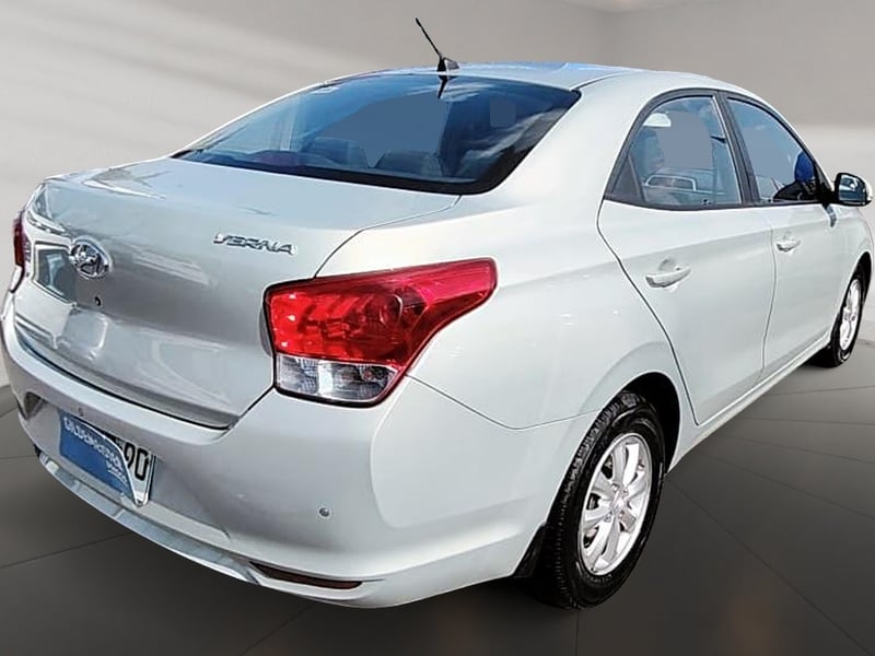 Hyundai VERNA 2022 - Imagen 6 de 12
