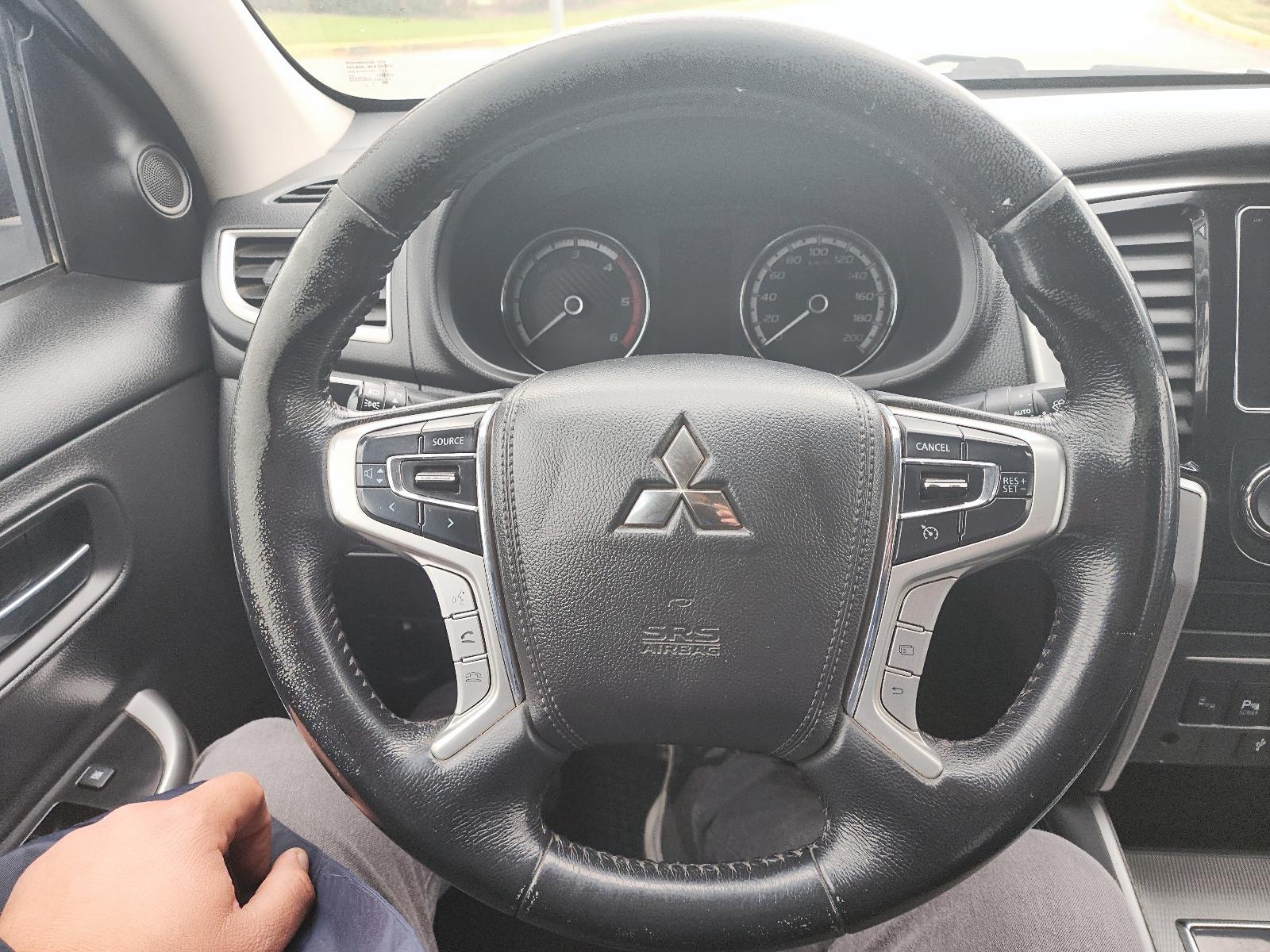 MITSUBISHI L200 2022 - Imagen 9 de 12