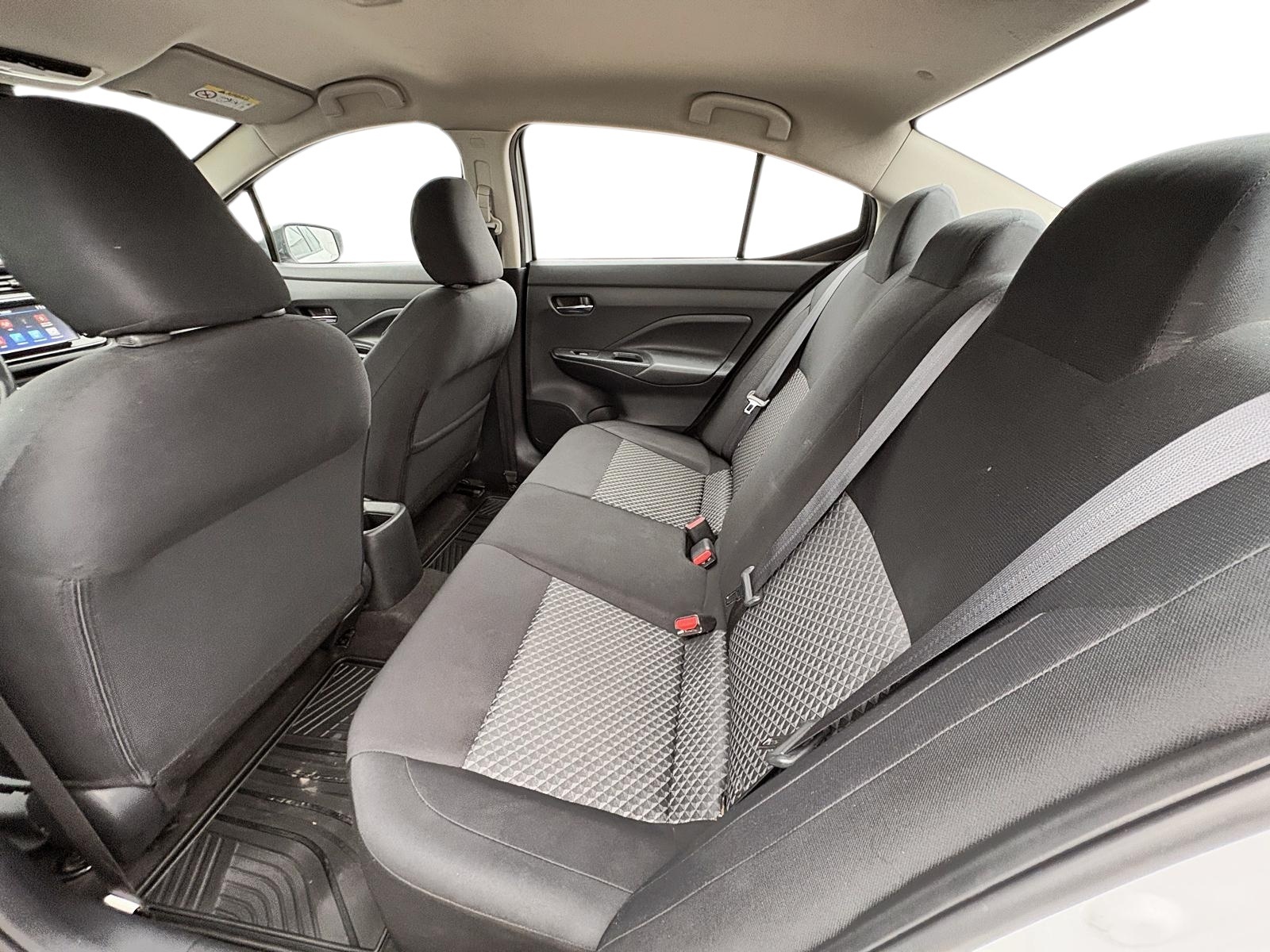 Nissan VERSA 2024 - Imagen 8 de 8