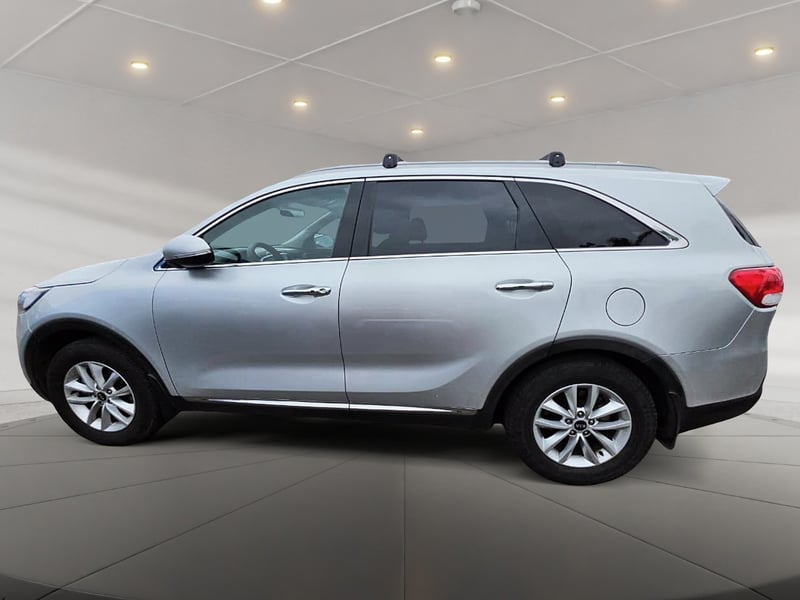 Kia SORENTO 2018 - Imagen 8 de 12