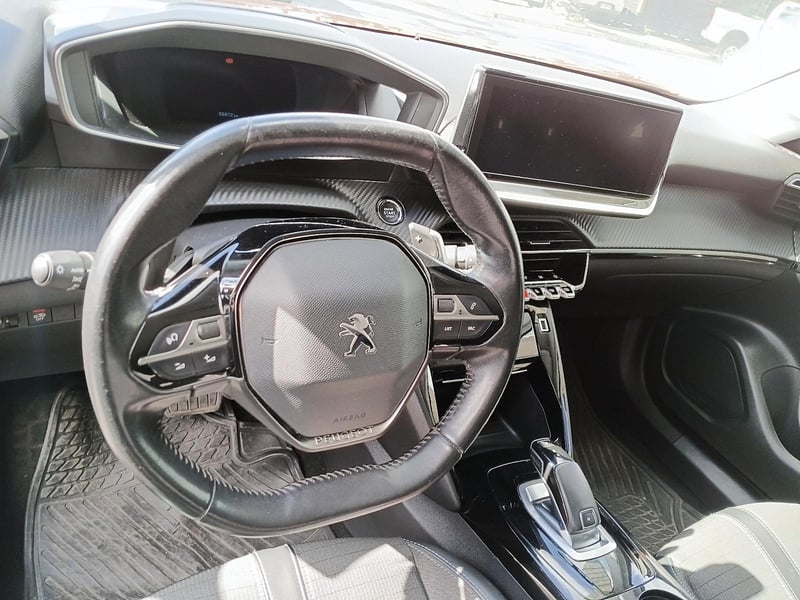 Peugeot 2008 2021 - Imagen 10 de 10