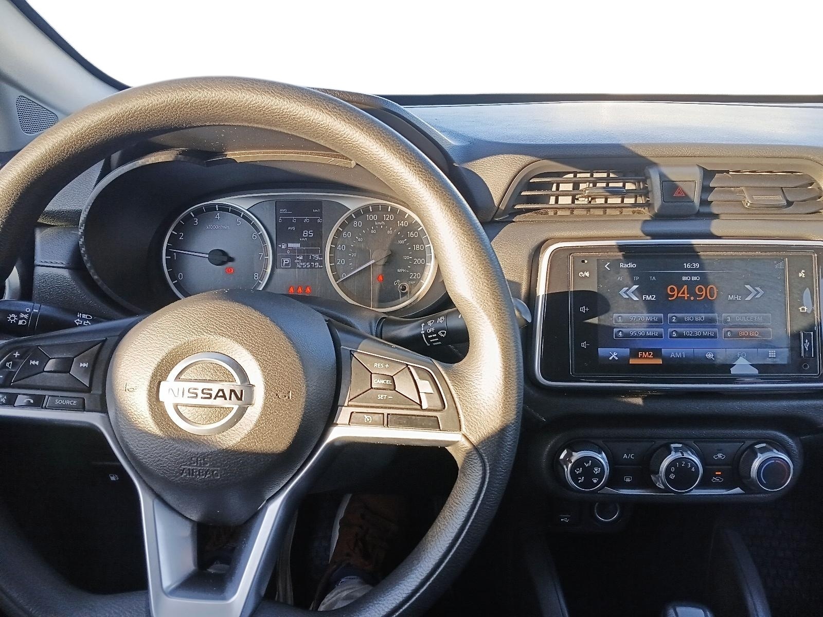NISSAN VERSA 2021 - Imagen 12 de 12