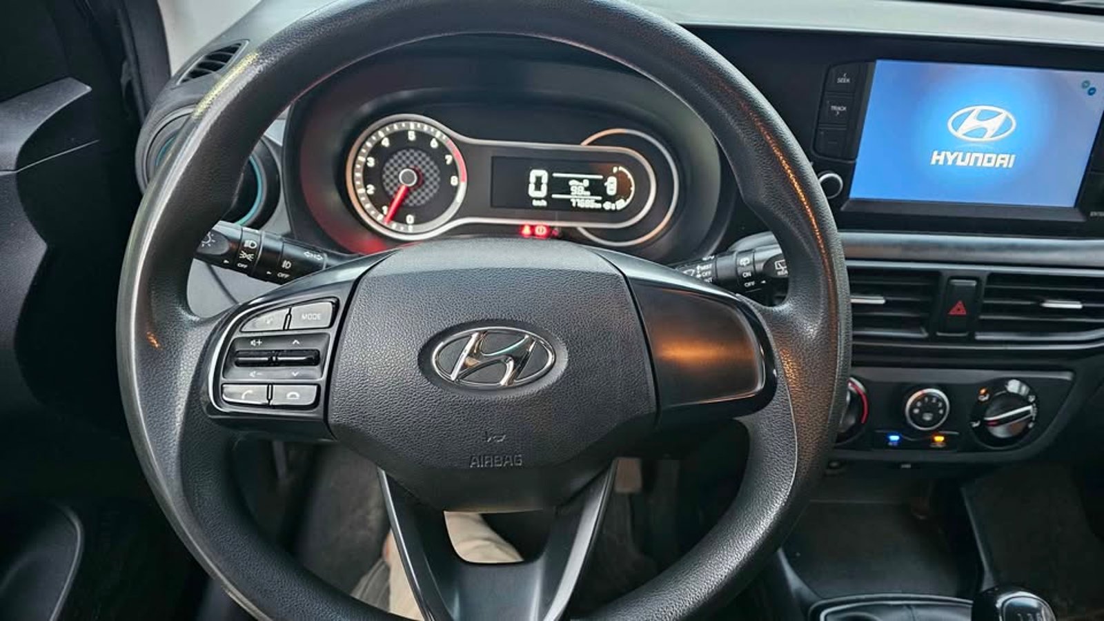 Hyundai GRAND I-10 2023 - Imagen 9 de 10