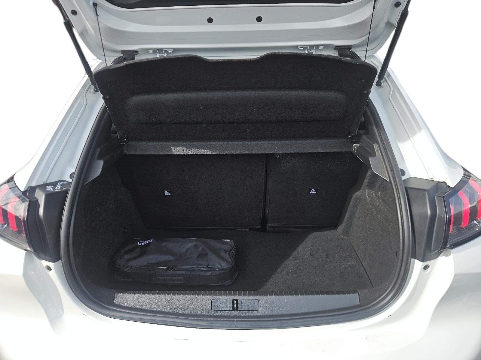 Peugeot 208 2021 - Imagen 7 de 12