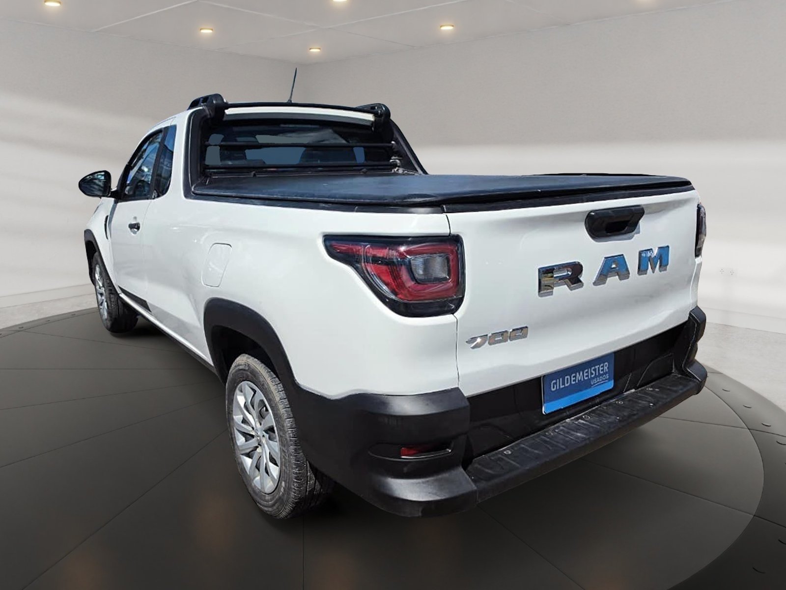 RAM 700 2023 - Foto 3 de 12