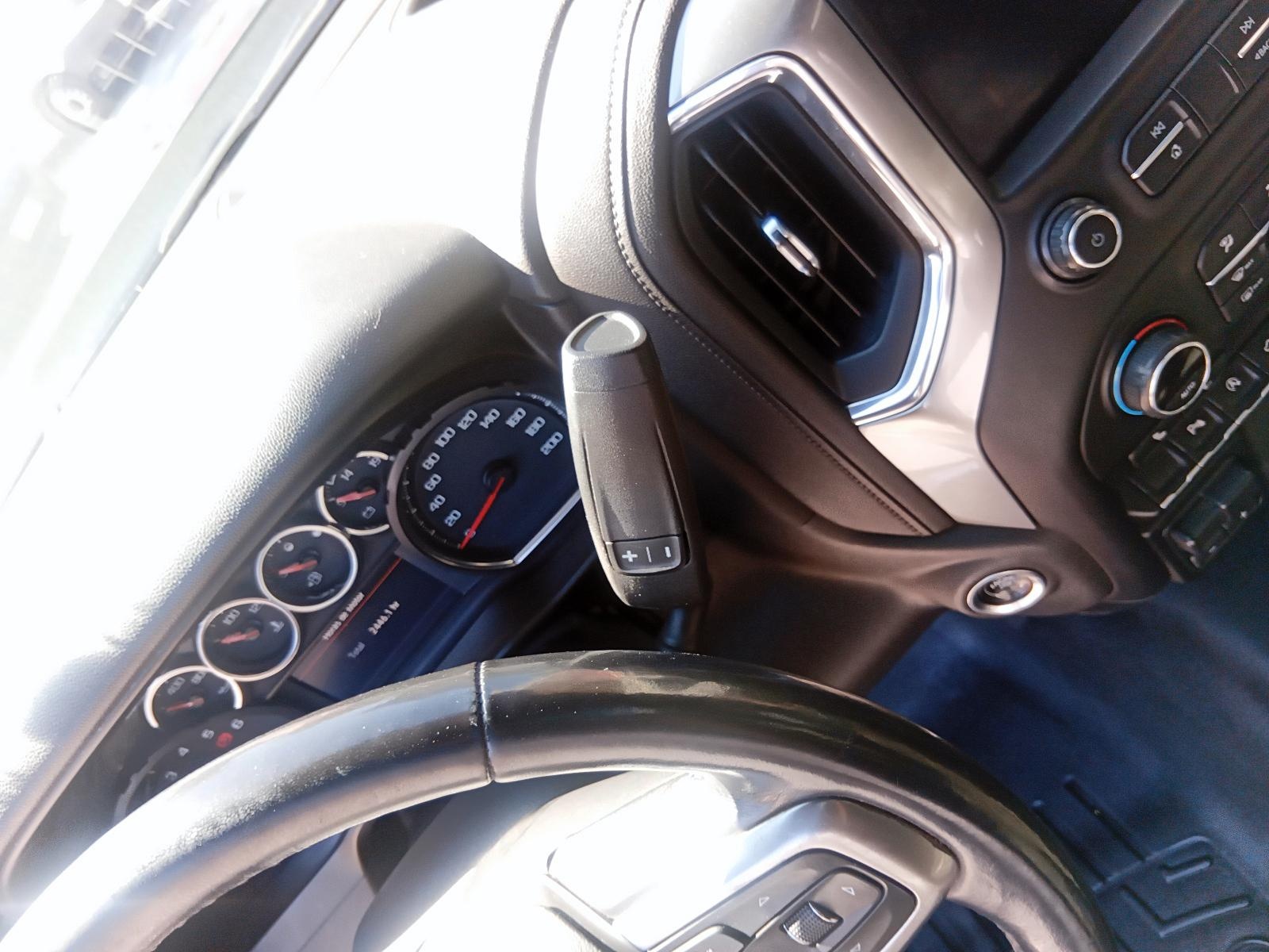 CHEVROLET SILVERADO 2021 - Imagen 10 de 12