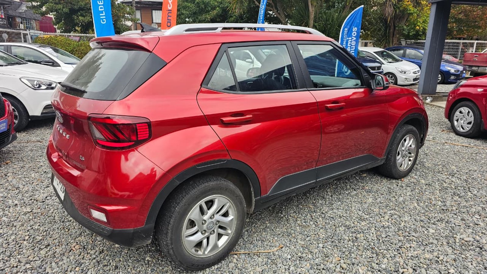 HYUNDAI VENUE 2022 - Imagen 7 de 12
