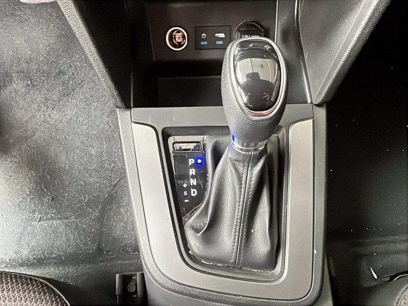 Hyundai ELANTRA 2021 - Imagen 9 de 12