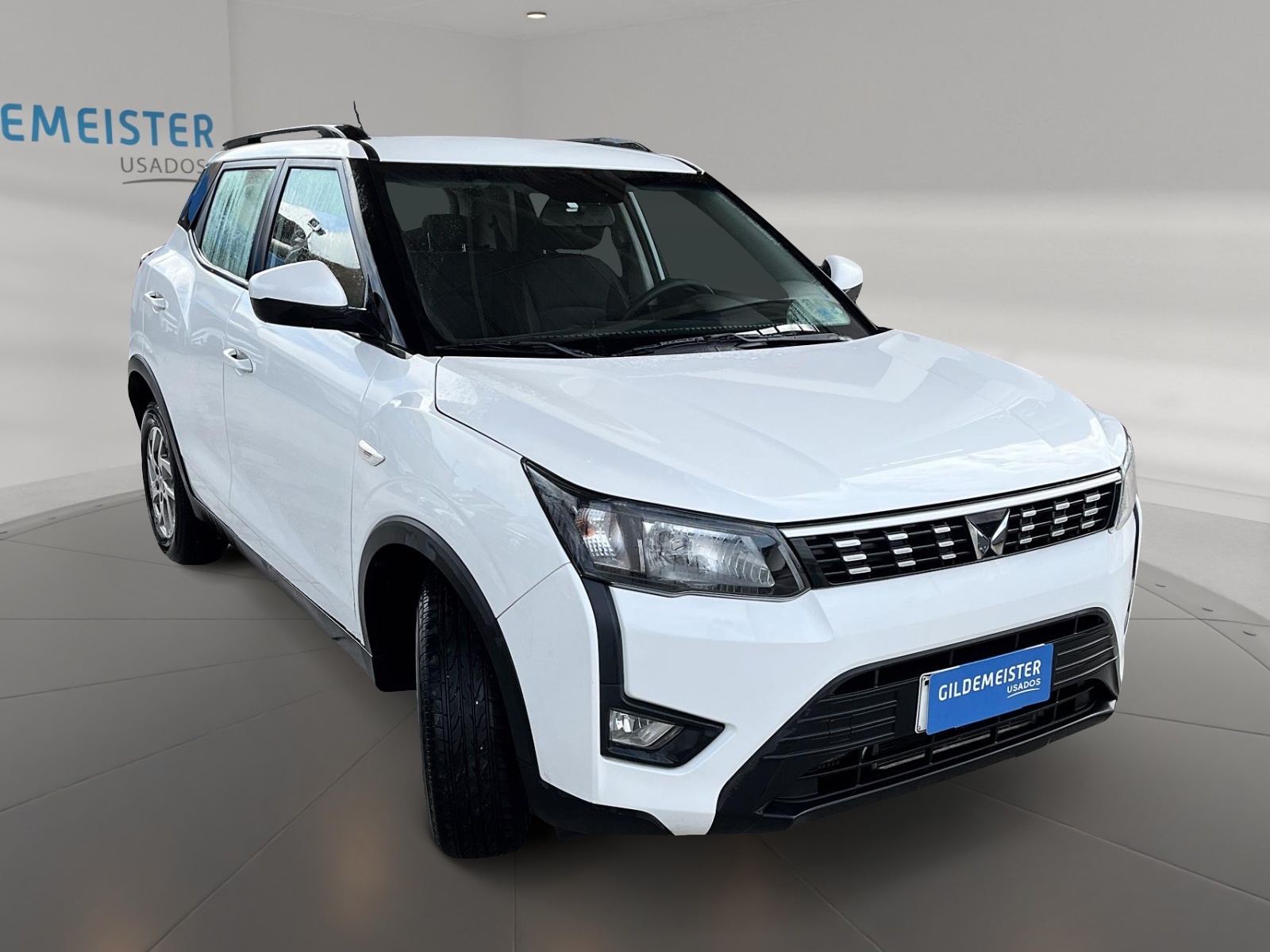 Mahindra XUV300 2025 - Foto 3 de 12