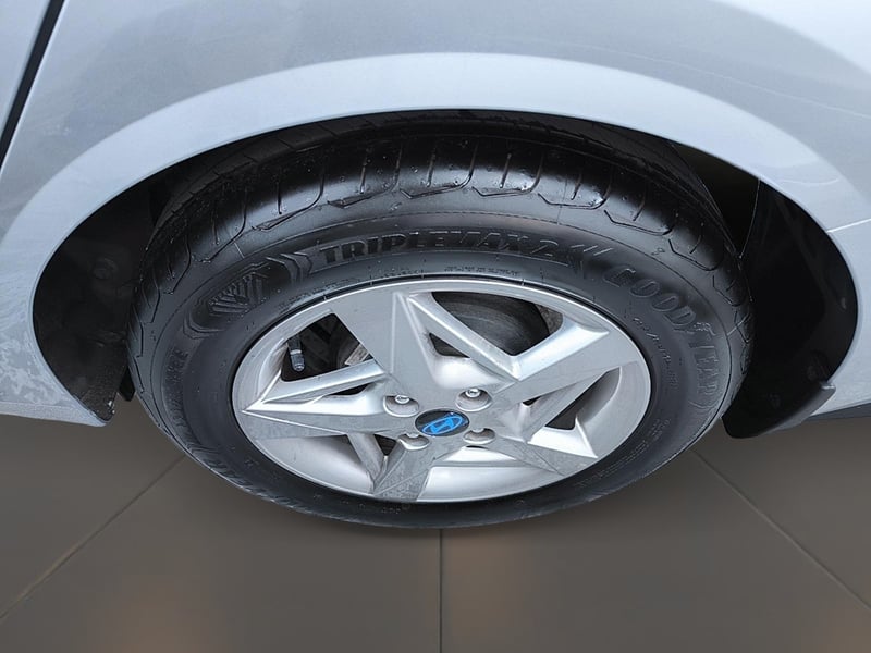 Hyundai ACCENT BN7I 1.5 MT DESIGN 2025 - Imagen 5 de 12