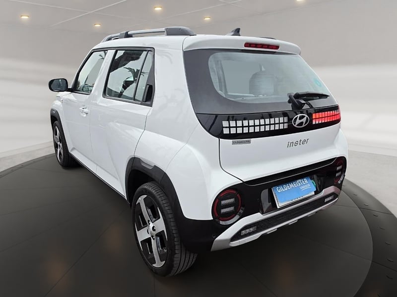 Hyundai INSTER AX EV DESIGN LR 2026 - Imagen 8 de 12