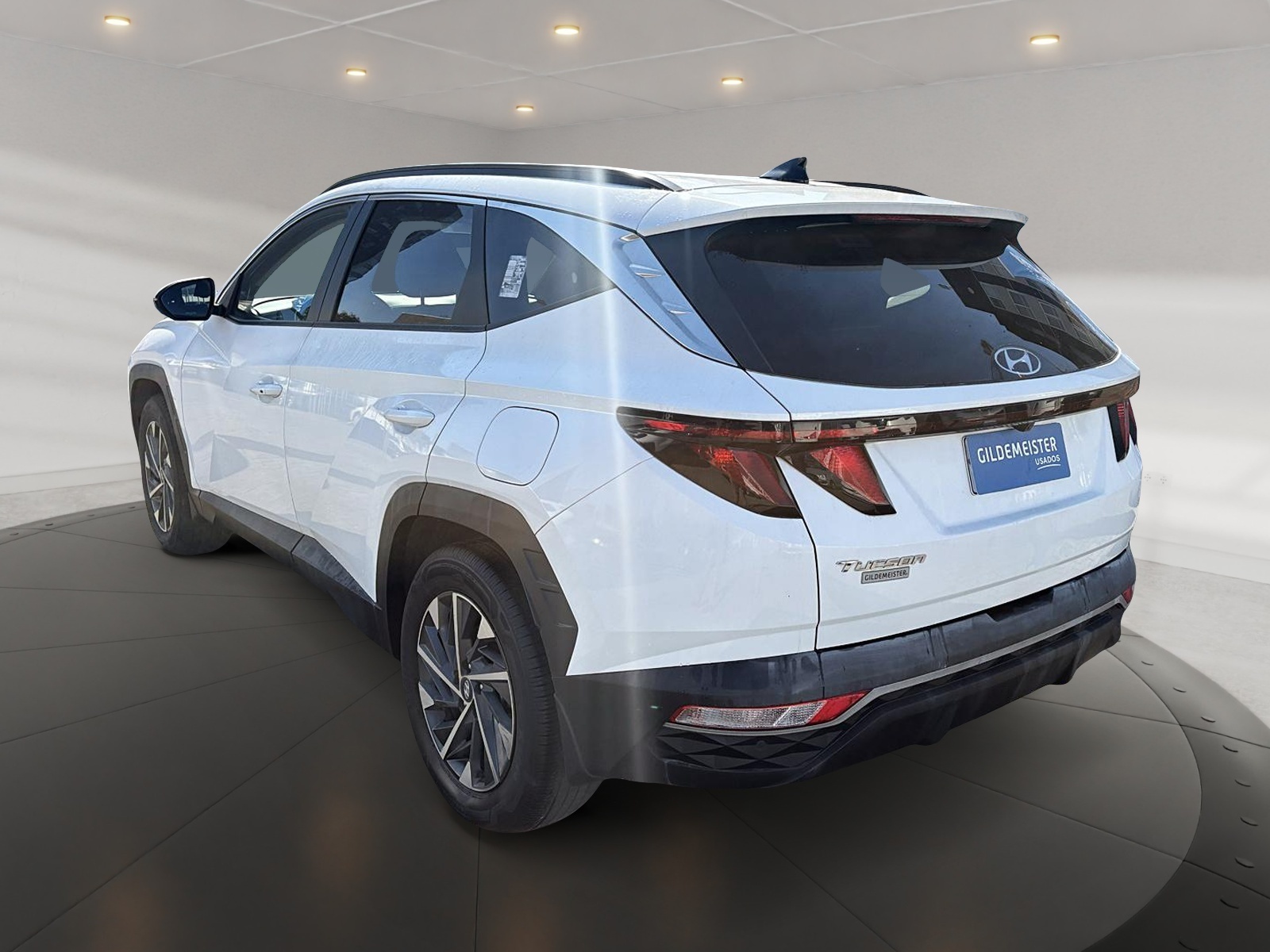 Hyundai TUCSON 2023 - Foto 5 de 8