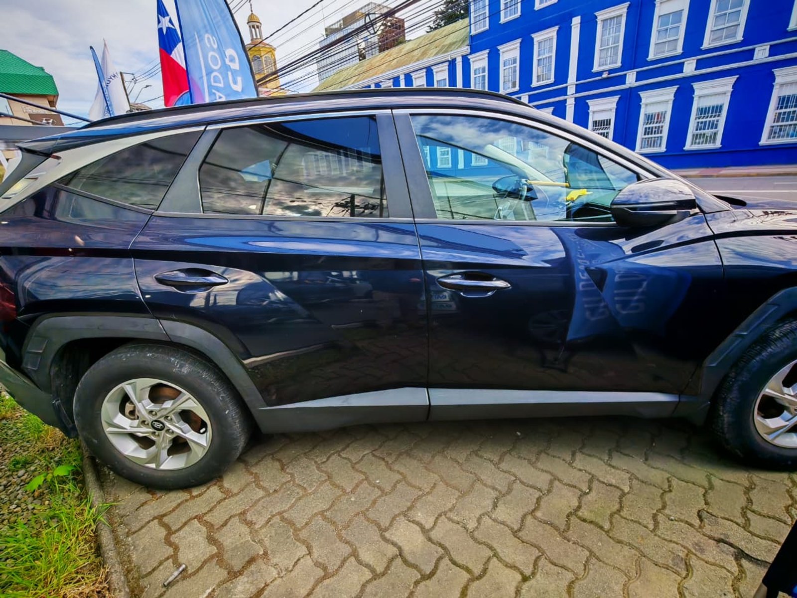 Hyundai TUCSON 2022 - Foto 3 de 7