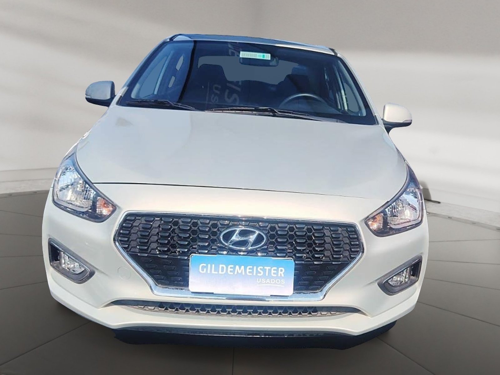 Hyundai VERNA 2022 - Foto 2 de 12