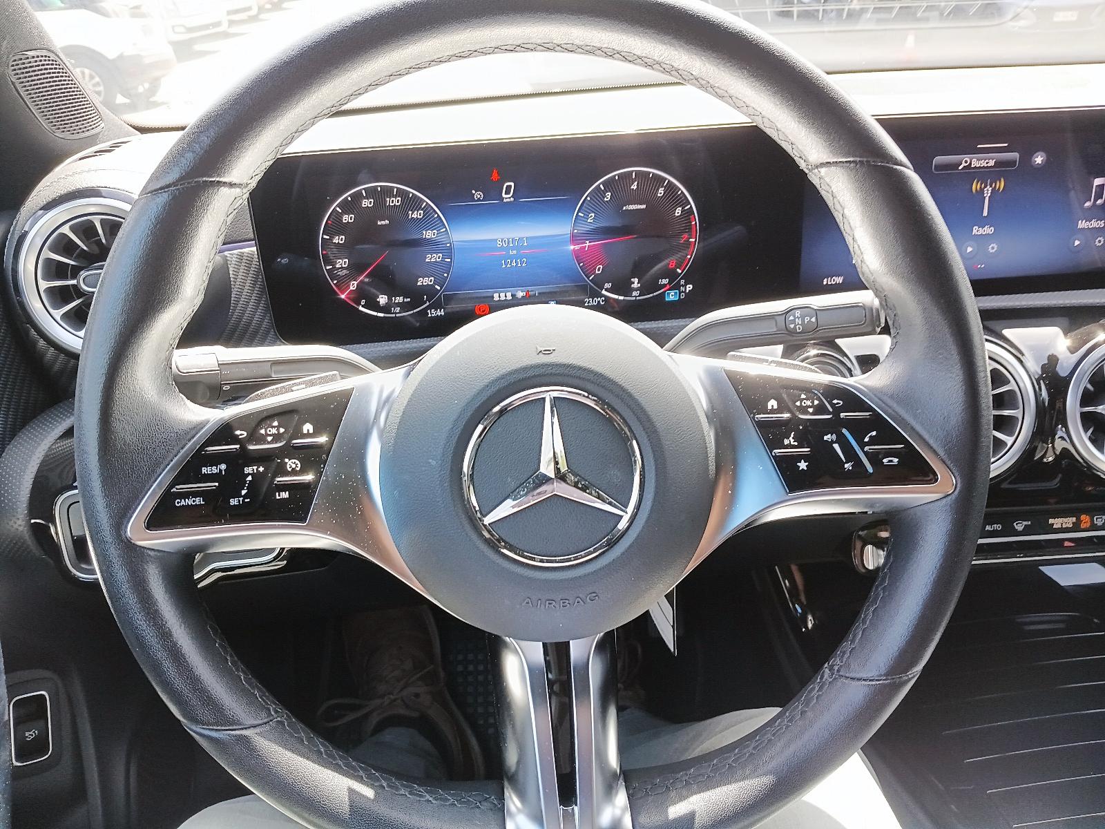 MERCEDES BENZ MERCEDES BENZ 2025 - Imagen 12 de 12