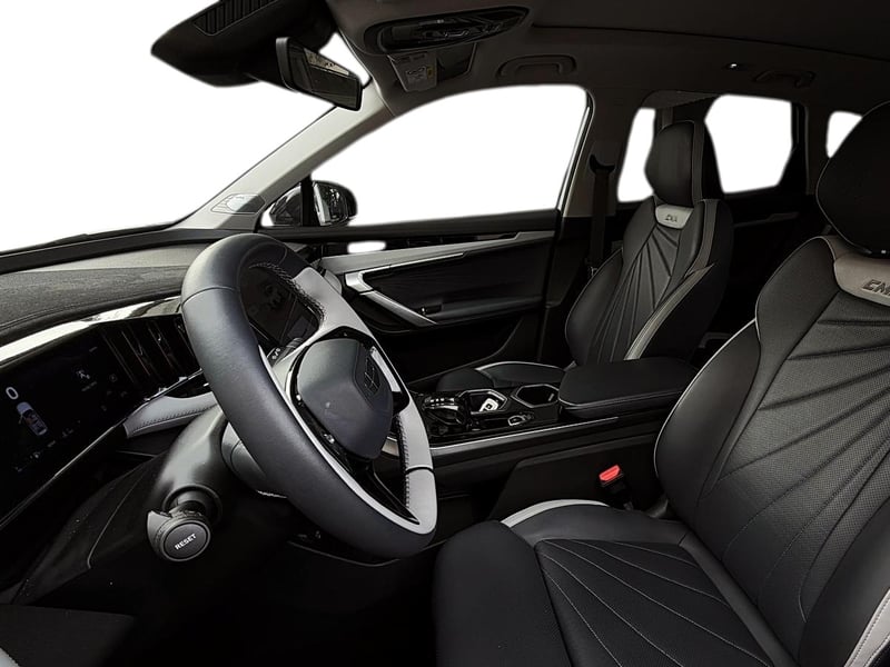 Geely GEELY 2025 - Imagen 11 de 12