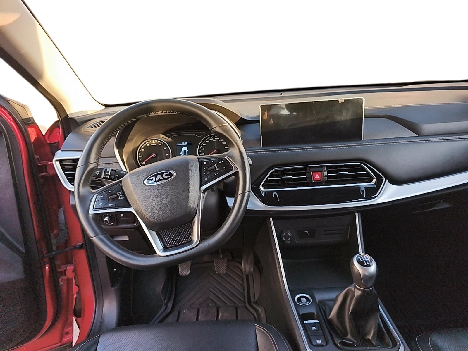 JAC JS8 2023 - Imagen 8 de 12