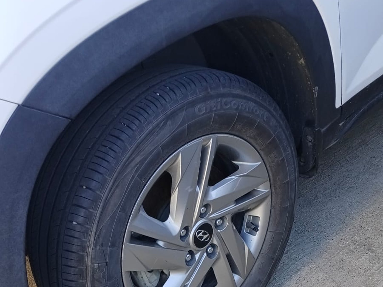 Hyundai CRETA 2023 - Foto 3 de 7