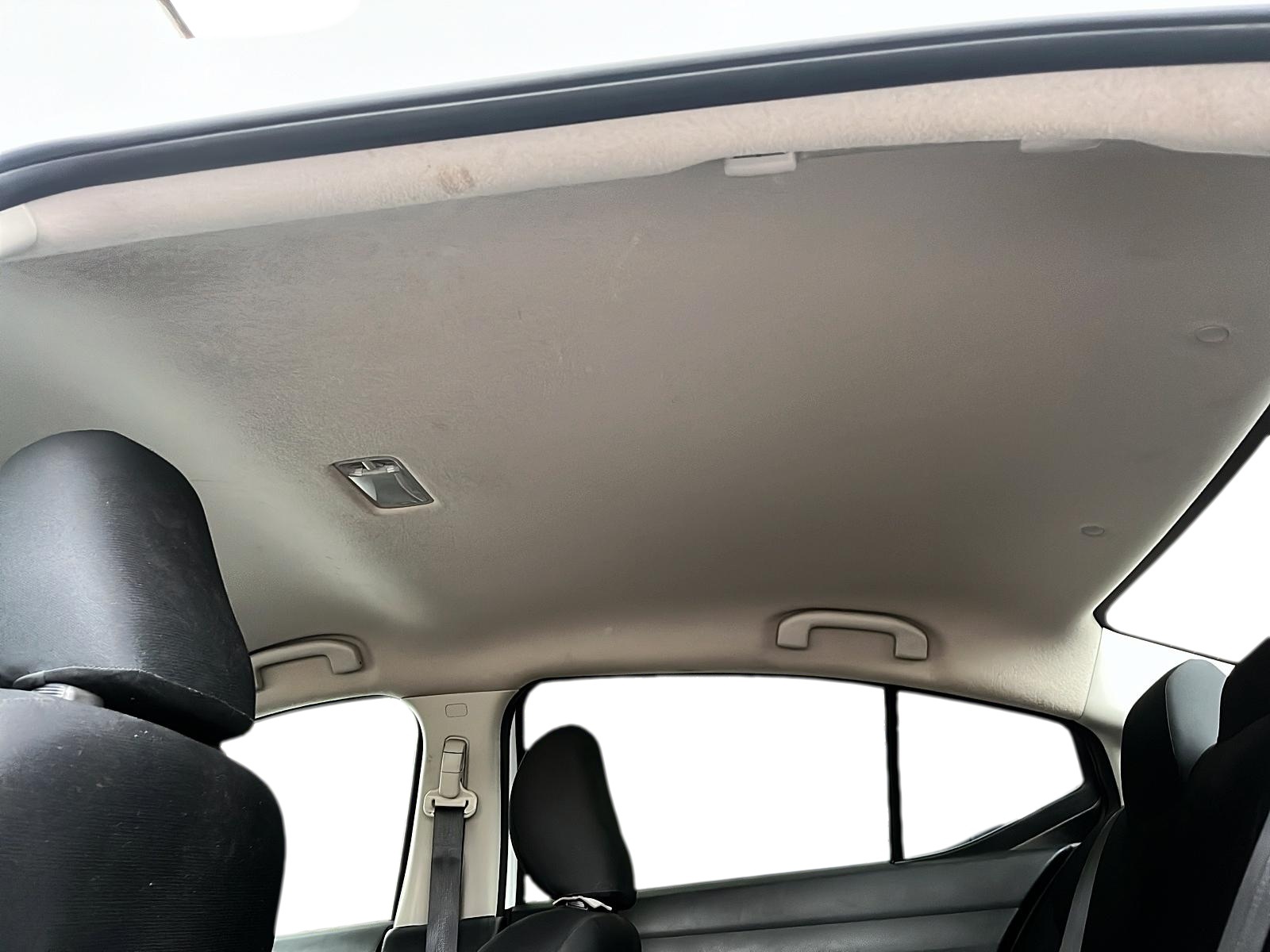 Nissan VERSA 2024 - Imagen 6 de 12