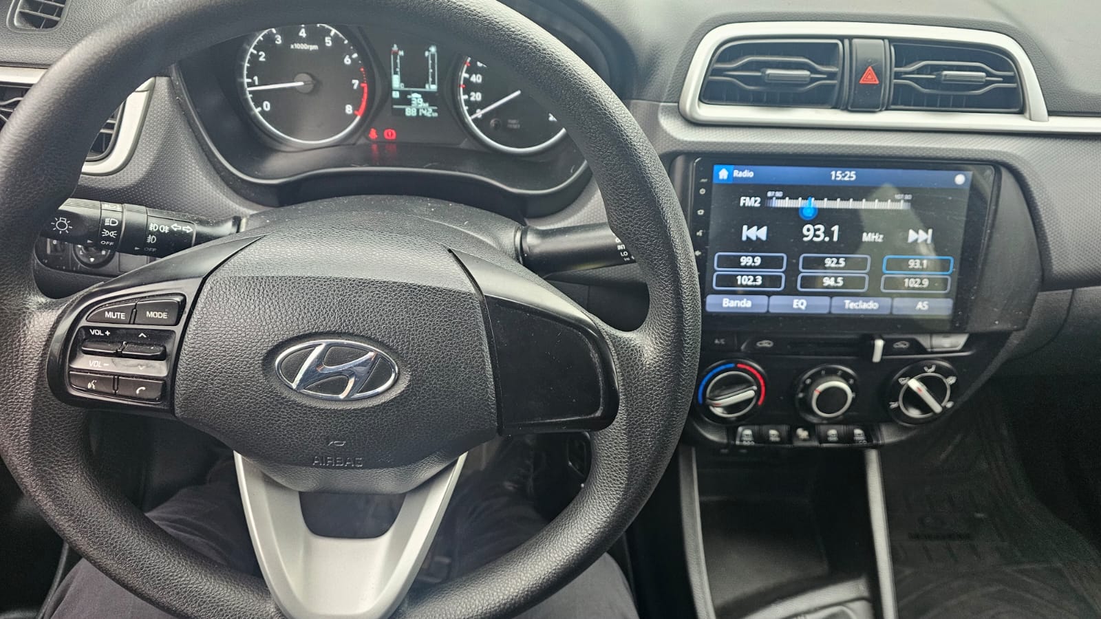 HYUNDAI VERNA 2021 - Imagen 10 de 12
