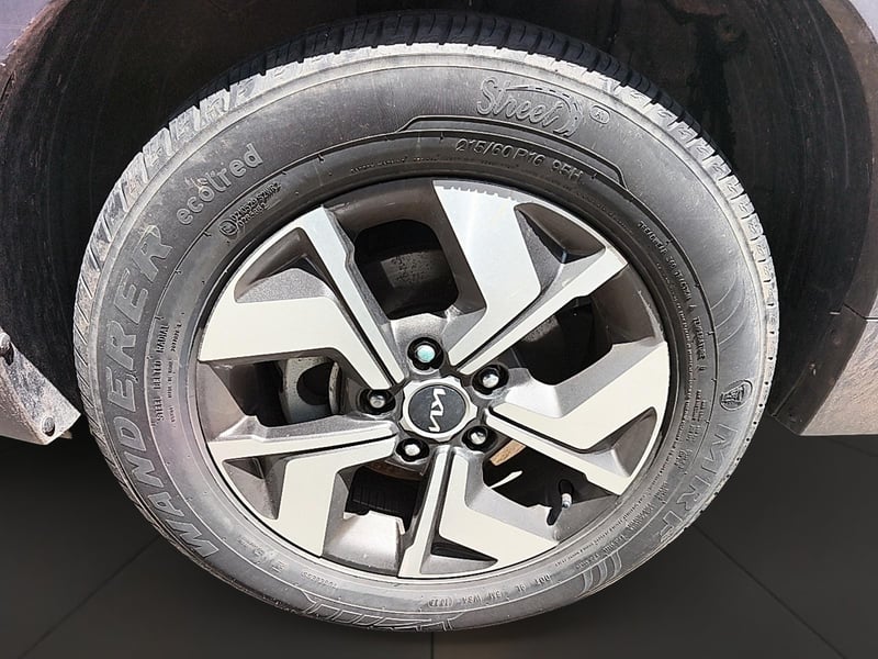 Kia SONET 2023 - Imagen 6 de 12