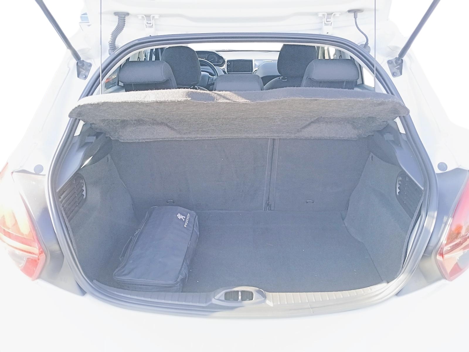 Peugeot 208 2021 - Imagen 7 de 12
