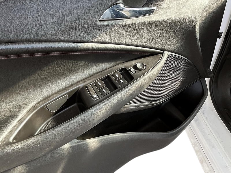 Chevrolet ONIX TURBO 2023 - Imagen 11 de 12