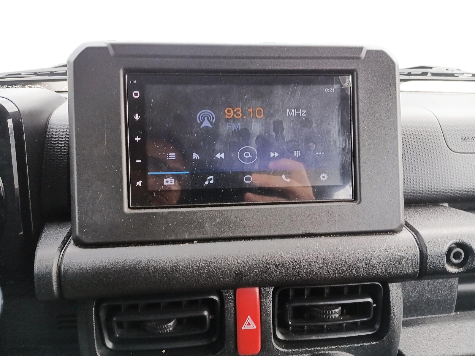 Suzuki JIMNY 2023 - Imagen 8 de 12
