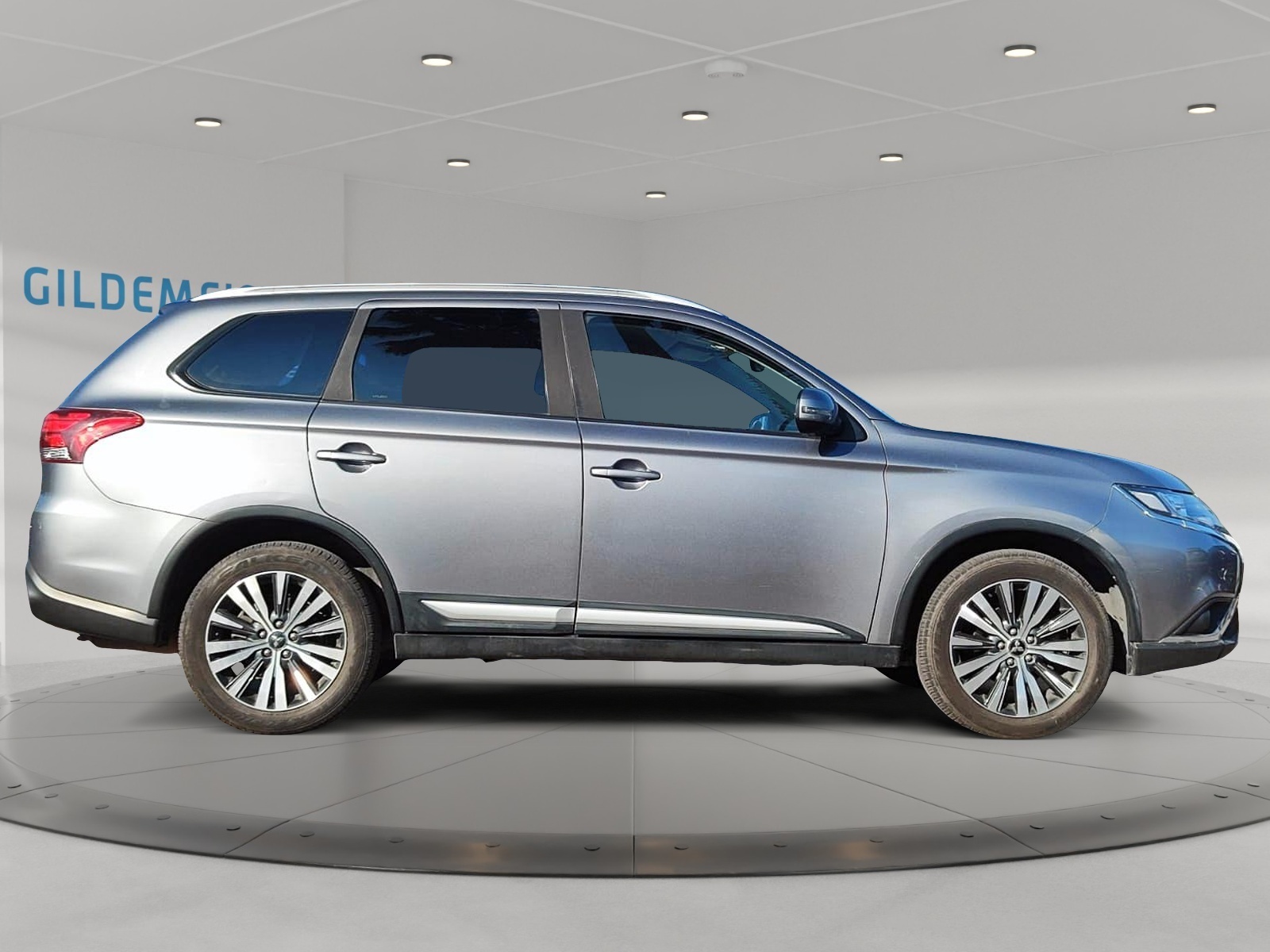 Mitsubishi OUTLANDER 2019 - Foto 5 de 12